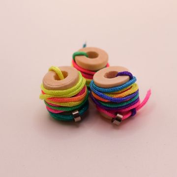 swiss kendama rainbow string pack