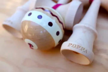 dwi kendama