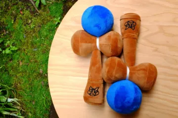 Image de Kendama Plushie - DWI