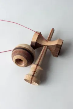 Image de SPLICE 10 - TURBO Shape - Sweets Kendama